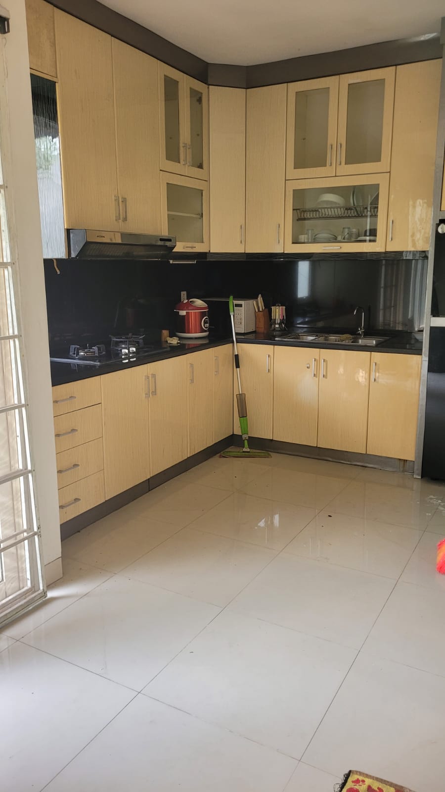 Rumah Disewakan Fully Furnished di Cluster Vassa Teracce Lippo Cikarang